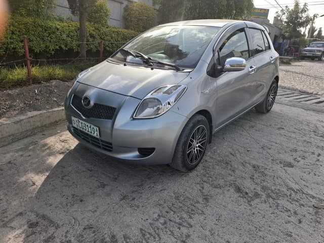 TOYOTA YARIS AUTOMATIC 