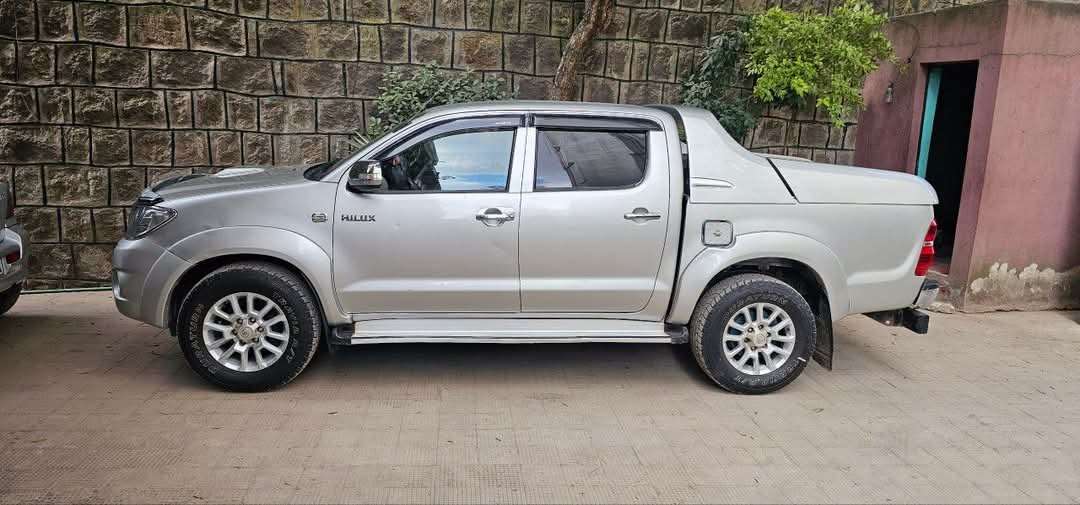 Toyota Double Gabina,2012,D4D,full option.