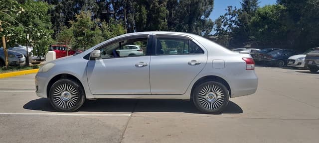 Toyota Yaris belta 2008/10