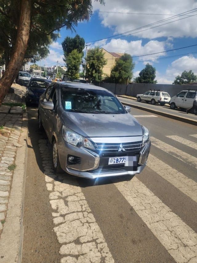 Mitsubishi Attrage 2021