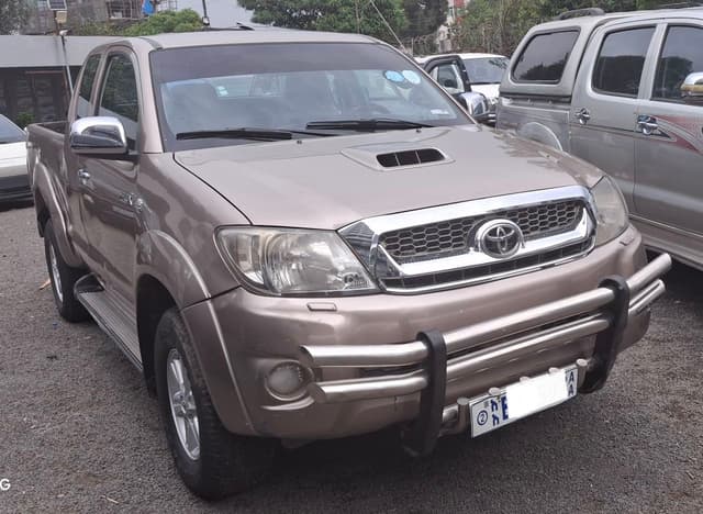 Toyota Pickup,King Cab,D4D,2012,excellent condition!!