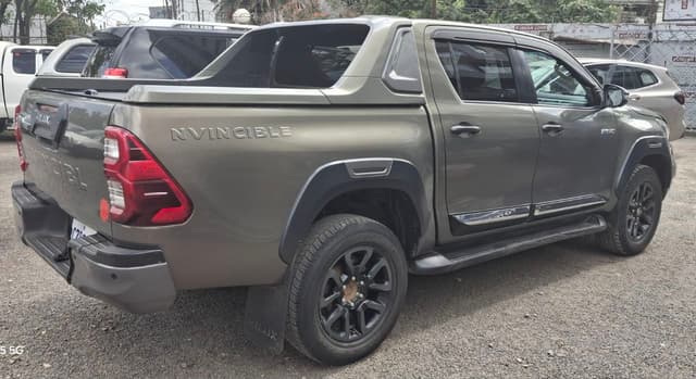 2022 Invincible,Automatic,full option,new car!!