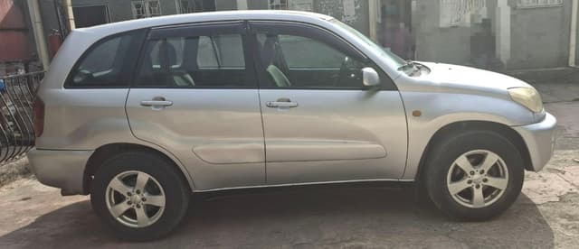አስቸኳይ!! Toyota Rav4,2003,excellent condition