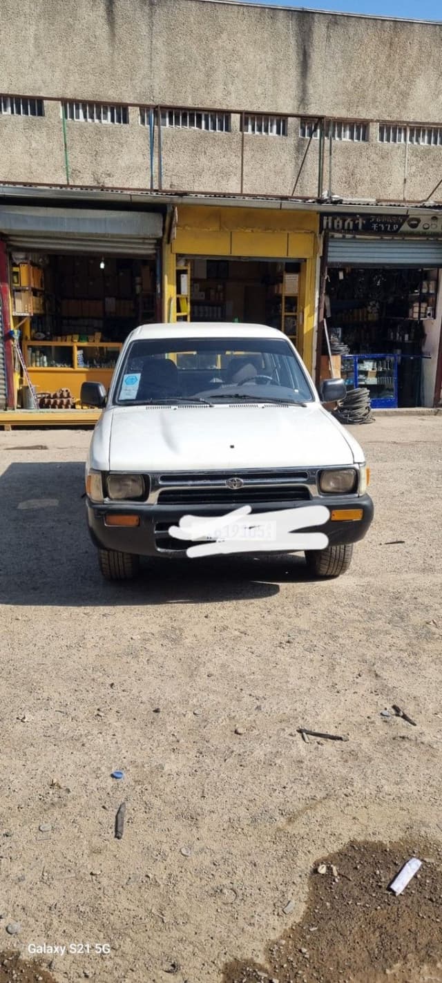 Toyota hilux