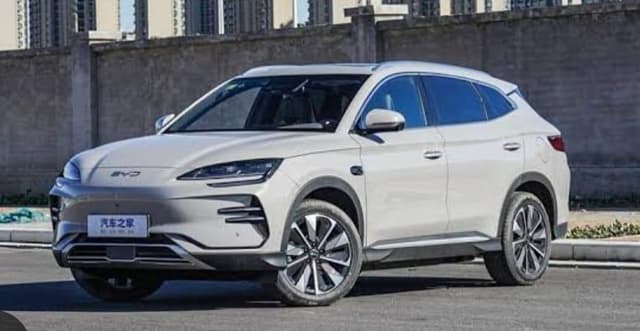 BYD song plus 2025 smart 605km