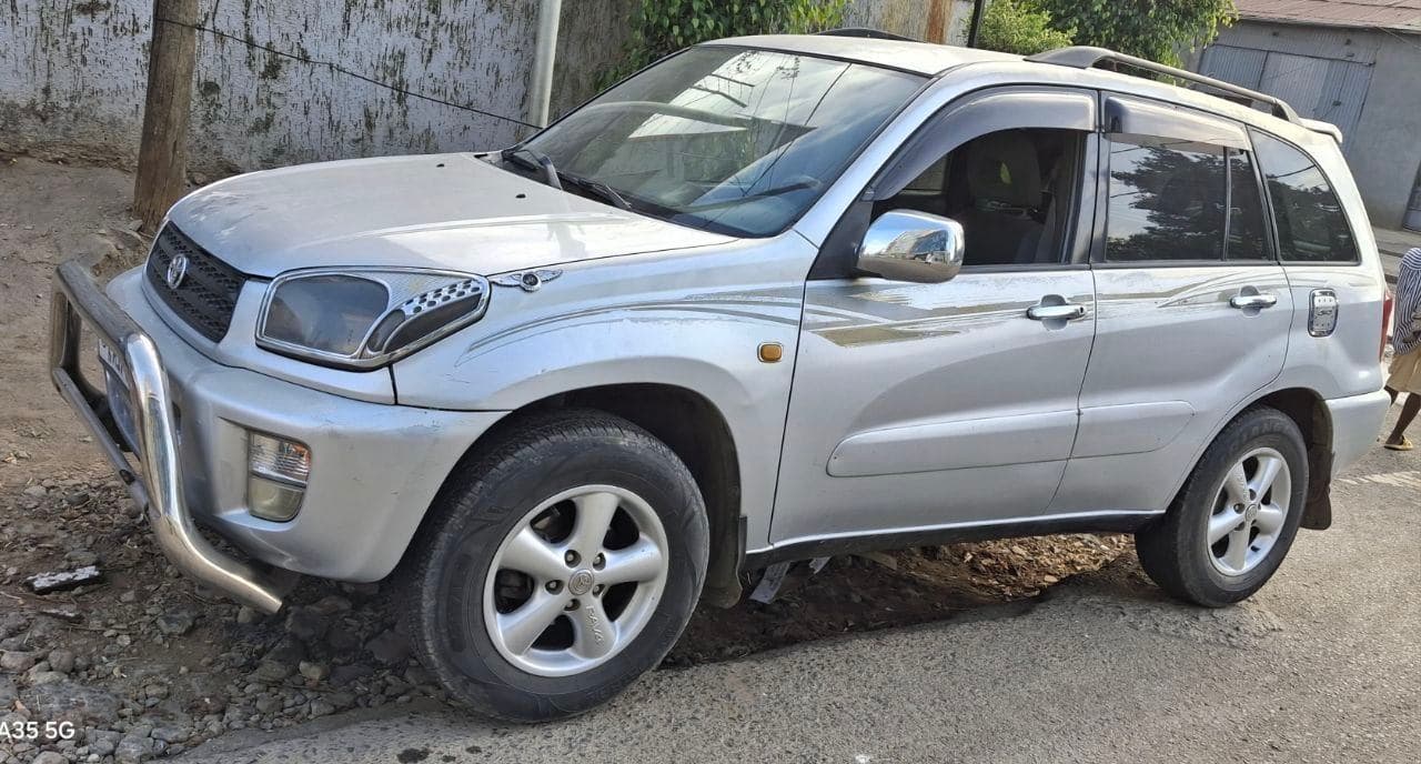 Automatic Rav4, 1.8cc, excellent condition!!