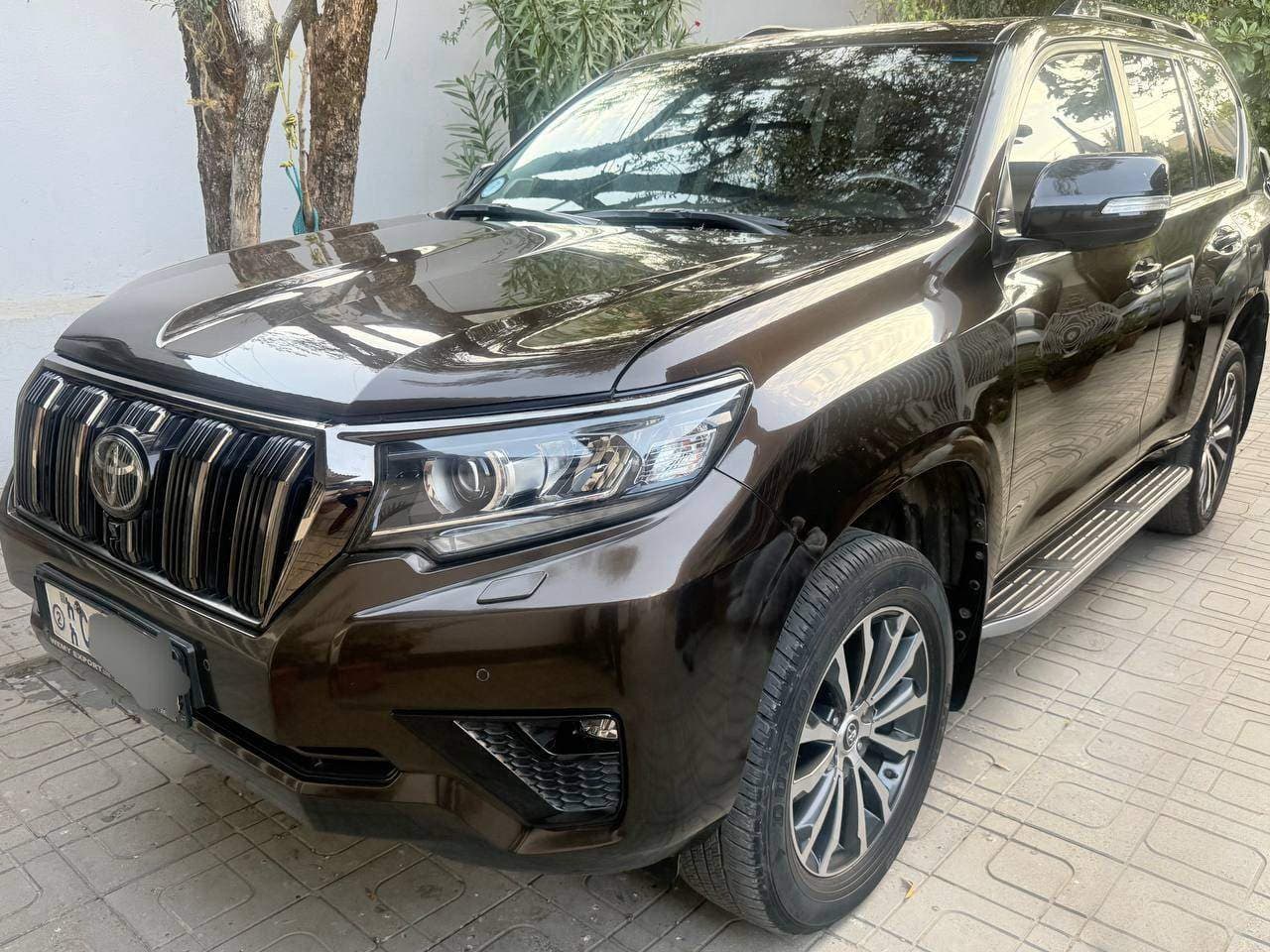 TOYOTA PRADO