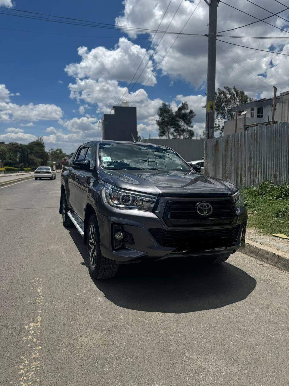 TOYOTA HILUX REVO