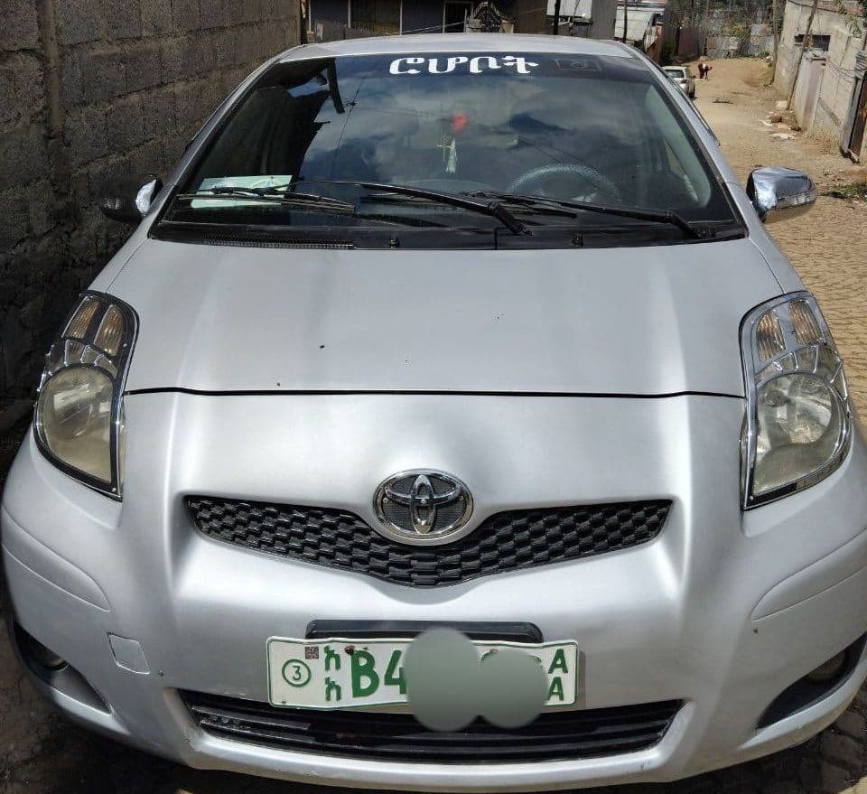 Toyota Yaris Compact